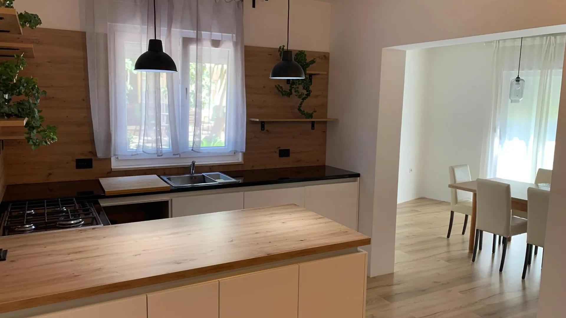 Sunny By The Sea Apartment Zadar